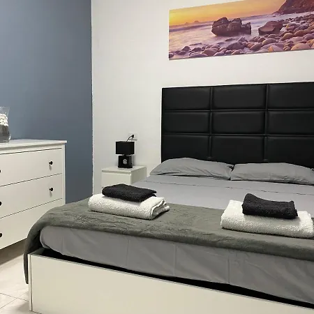 Luxury In Shared A Cristianos Playa Aire Conditioner Privada Stanza Homestay *
